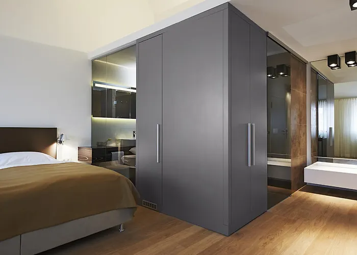 Hotel Weinhaus Henninger Kallstadt